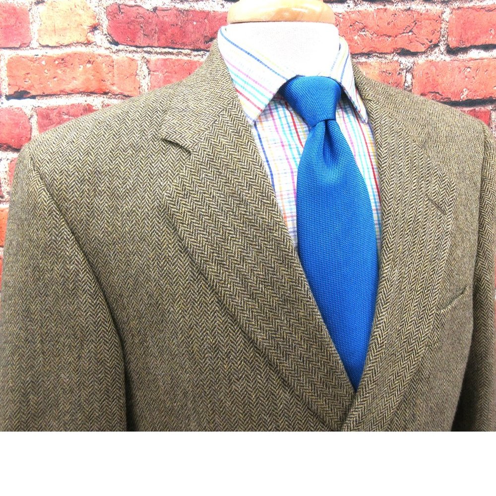 Nautica Brown Herringbone Sport Coat with Blue Tie